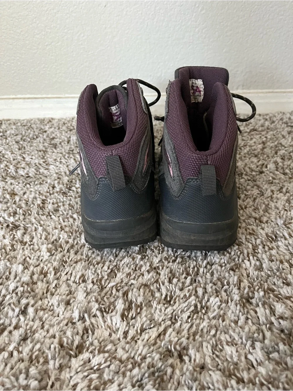 Denali Waterproof Hiking Boots with Pink/Purple Accents Girls Size 3